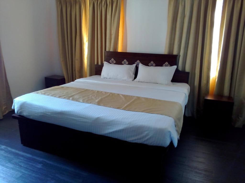 Pinto Rosario Square Resort Ucassaim Kültér fotó